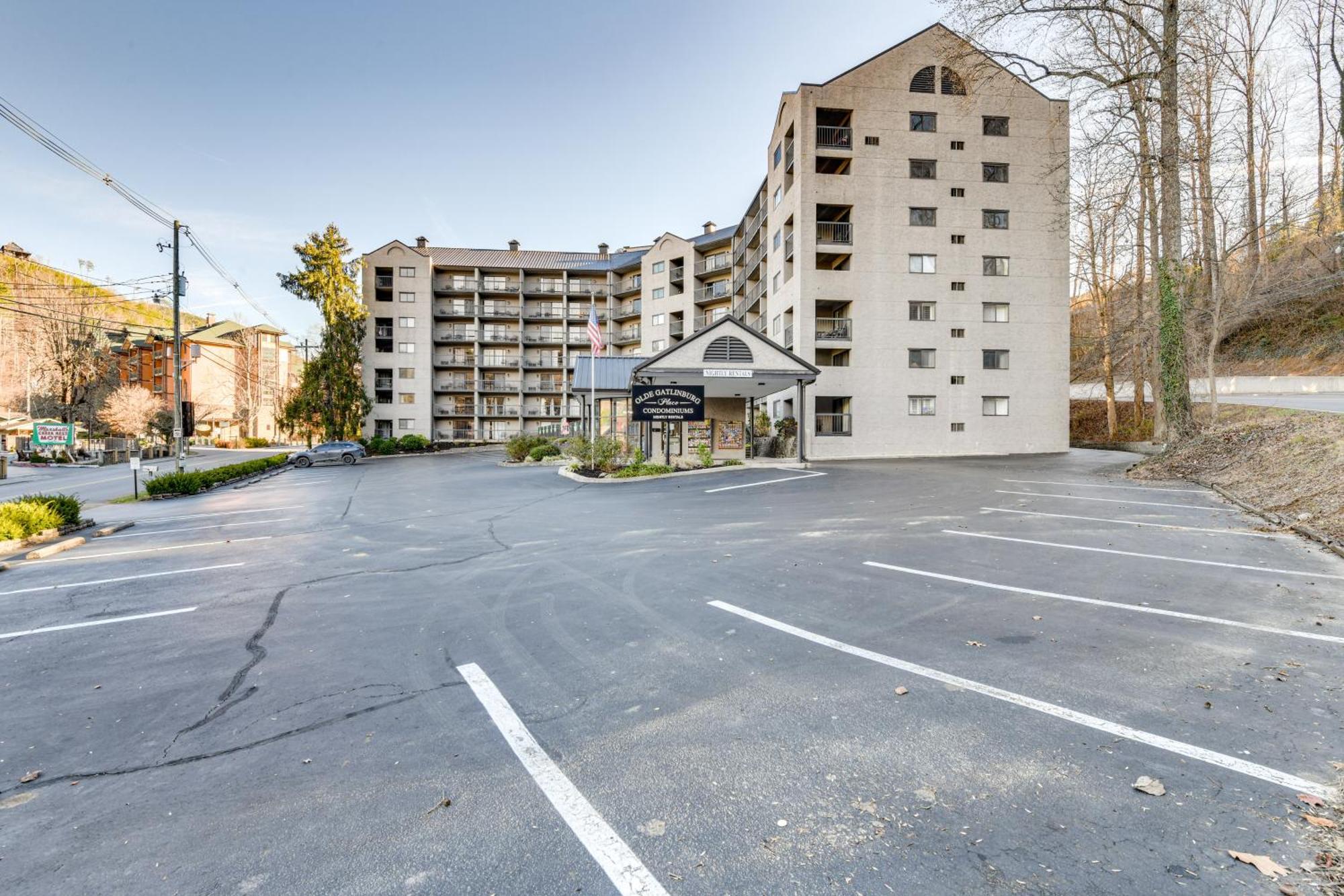 Downtown Gatlinburg Condo With Community Pool! Экстерьер фото
