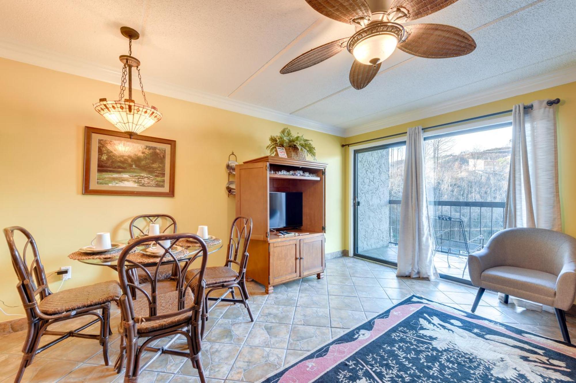 Downtown Gatlinburg Condo With Community Pool! Экстерьер фото