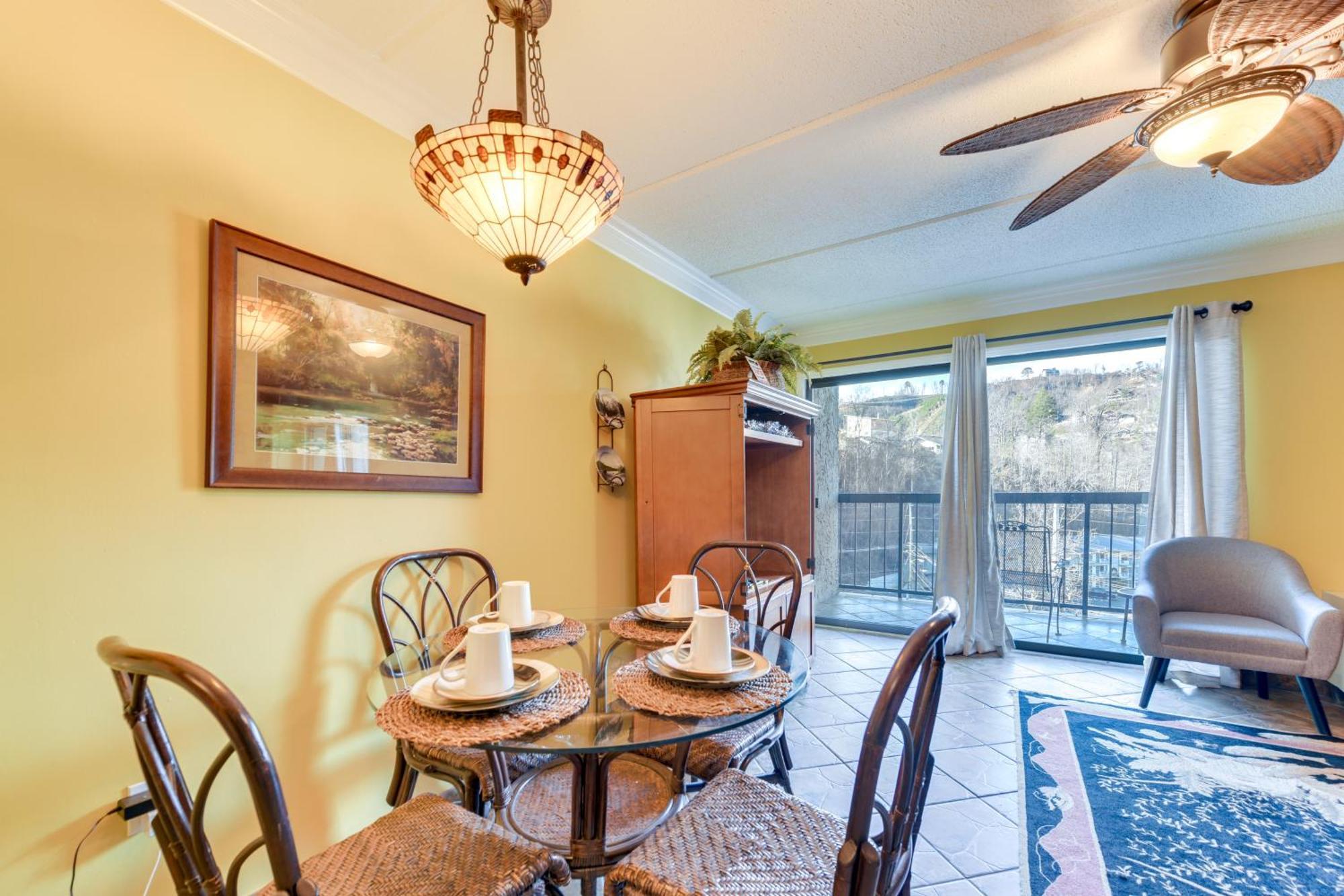 Downtown Gatlinburg Condo With Community Pool! Экстерьер фото